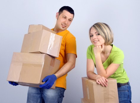 Local man and van in Greenwich supporting a flat relocation